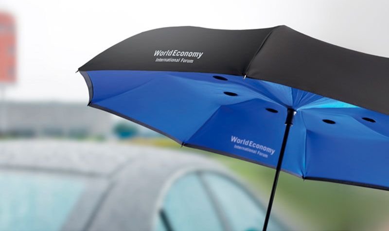 Reklameartikler - Paraply med logo